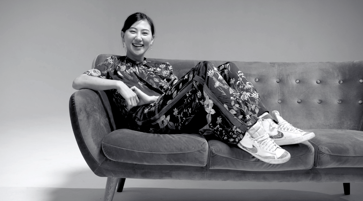 Rui's header of her on the couch